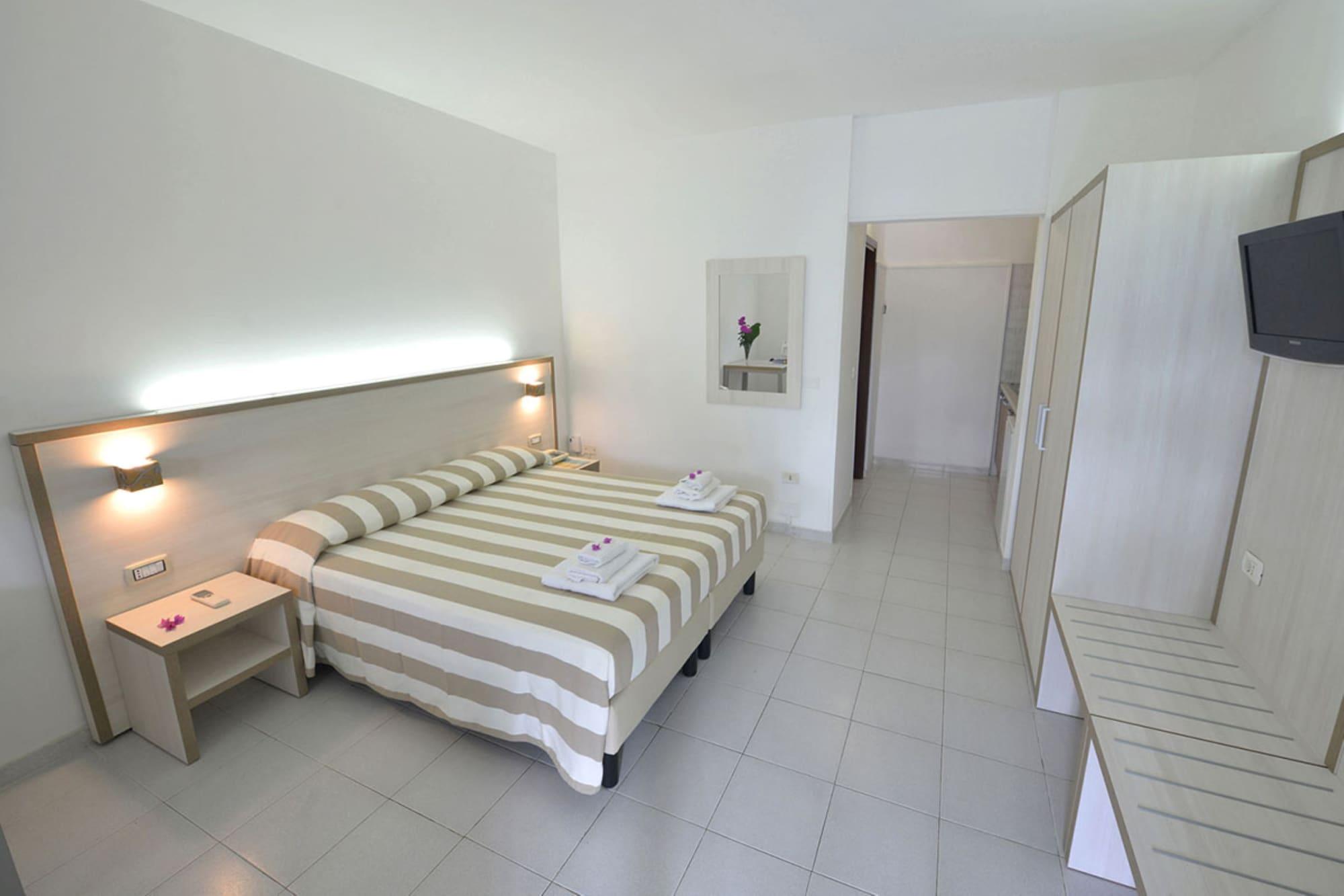 Hotel Residence Nemo Brindisi Exterior foto